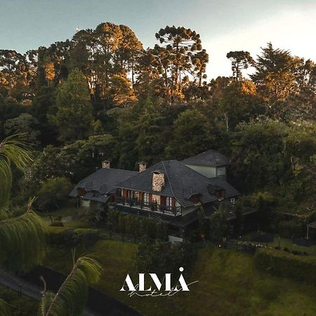 Alma Hotel Campos do Jordão Exterior foto